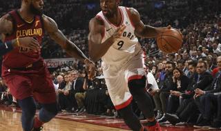 詹姆斯垫脚 詹姆斯垫脚