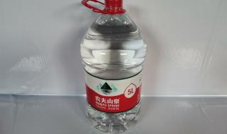 农夫山泉被骂上热搜 农夫山泉被骂上热搜