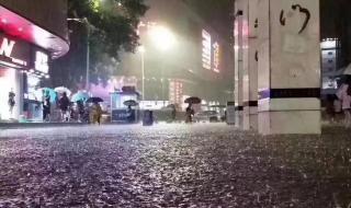 深圳创纪录暴雨19小时